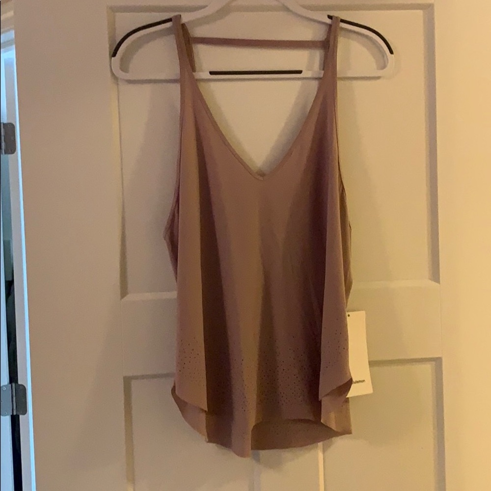 Lululemon Set Free Runtank